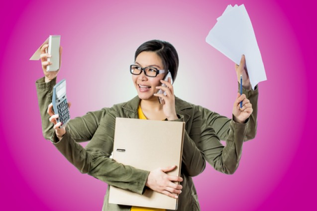 Kebiasaan Orang Tidak Efektif - terlalu multitasking 