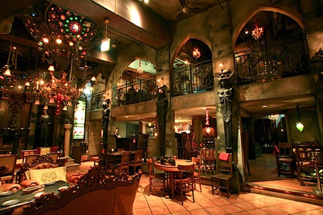 Christon Cafe, Jepang