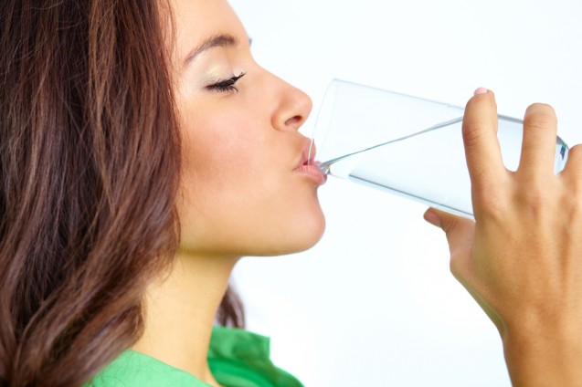 Minum air putih
