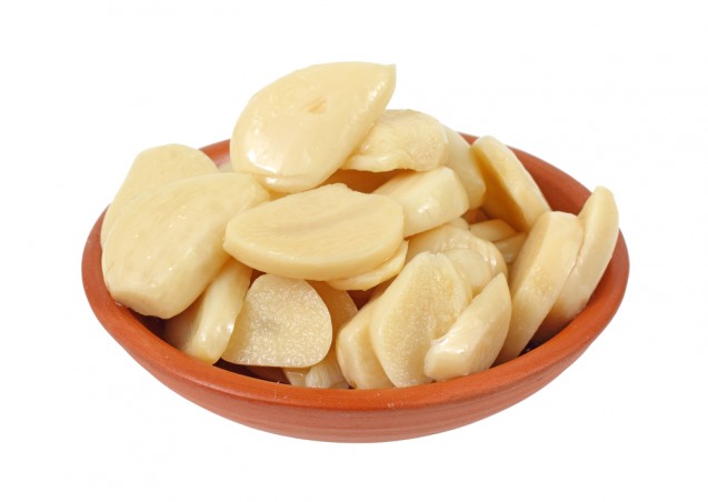 Cara mengatasi jerawat dengan bawang putih