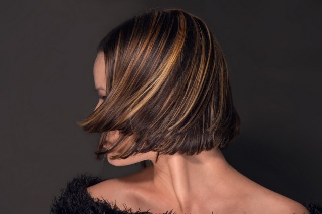 Mewarnai rambut