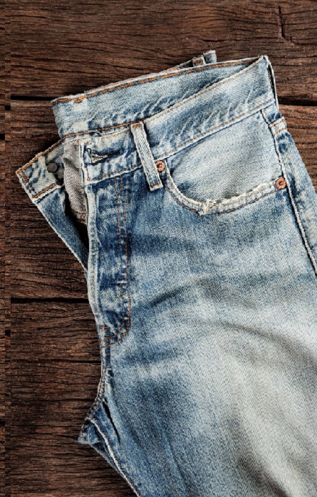 Memudarkan jeans