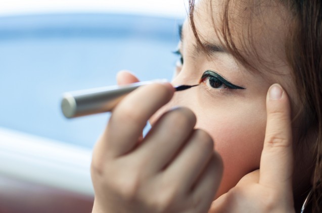 Eyeliner cair