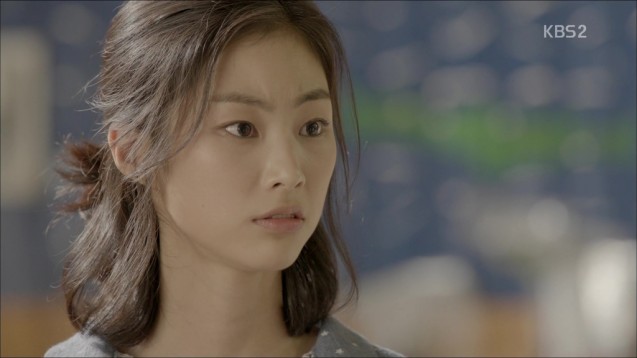 Model rambut pendek Ri Ye Hwa