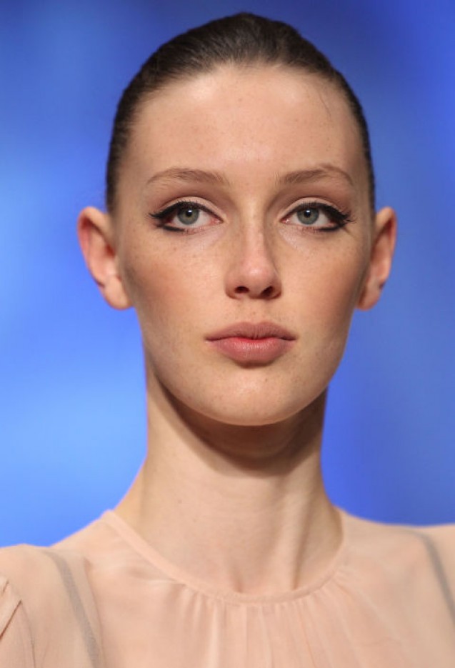 Eyeliner di ujung