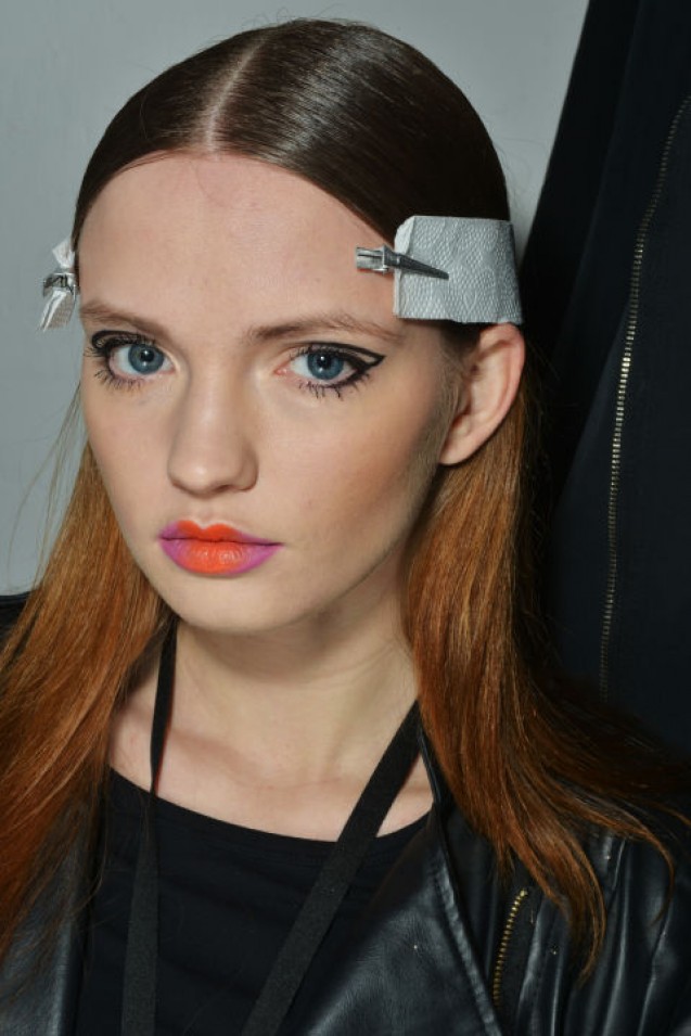Cat eye stnecil