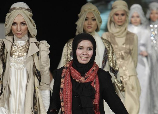 Irma Mutiara clothing