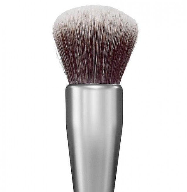 Foundation brush