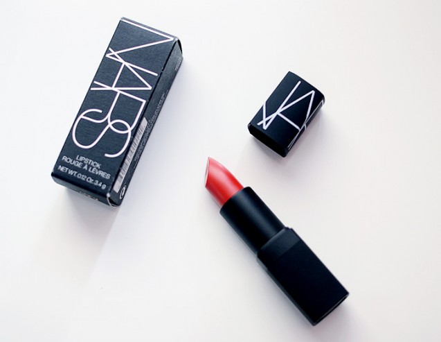 Lipstik merah