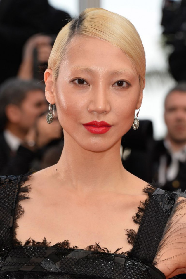 Rambut beige blonde