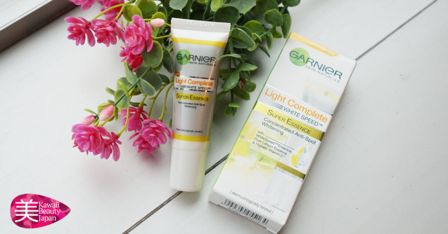 Garnier Light Complete White Speed Super Essence