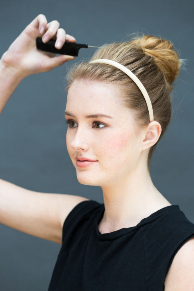 Gaya rambut wanita modern bun