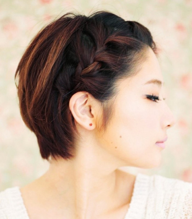 Kepang rambut samping