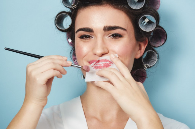 Lipstik sebagai makeup wajah