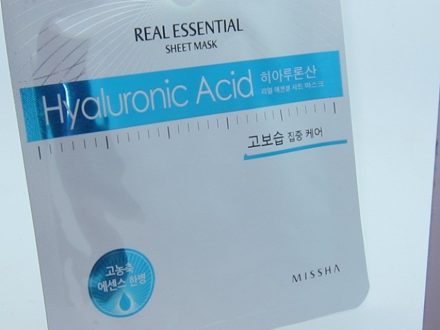 Essential sheet mask