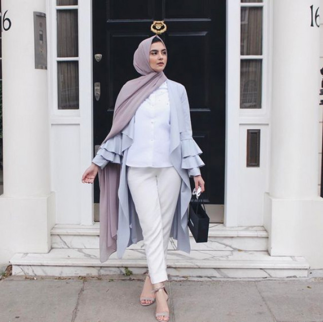 Feminine look