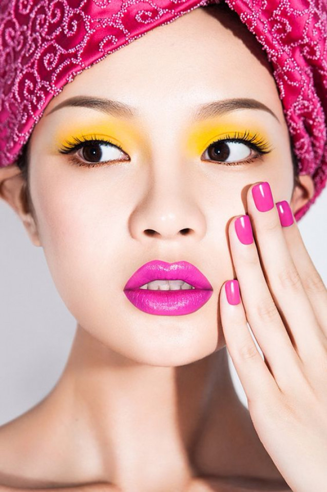 Summer makeup