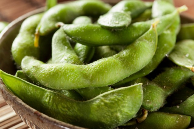 Kacang edamame rebus